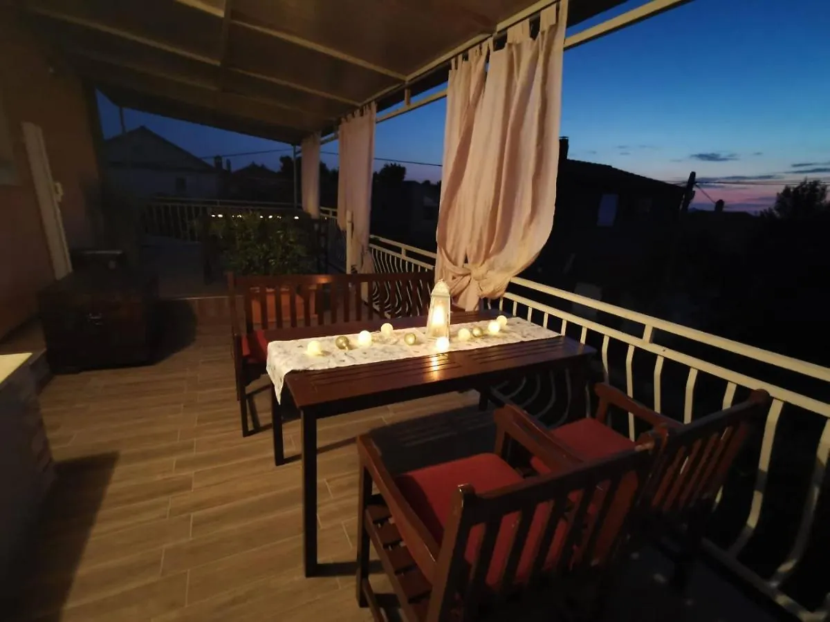 Apartmani Tajana Sukošan
