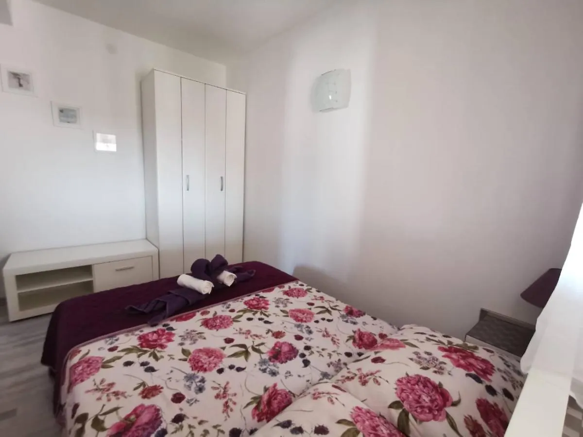 Apartmani Tajana Sukošan Chorwacja