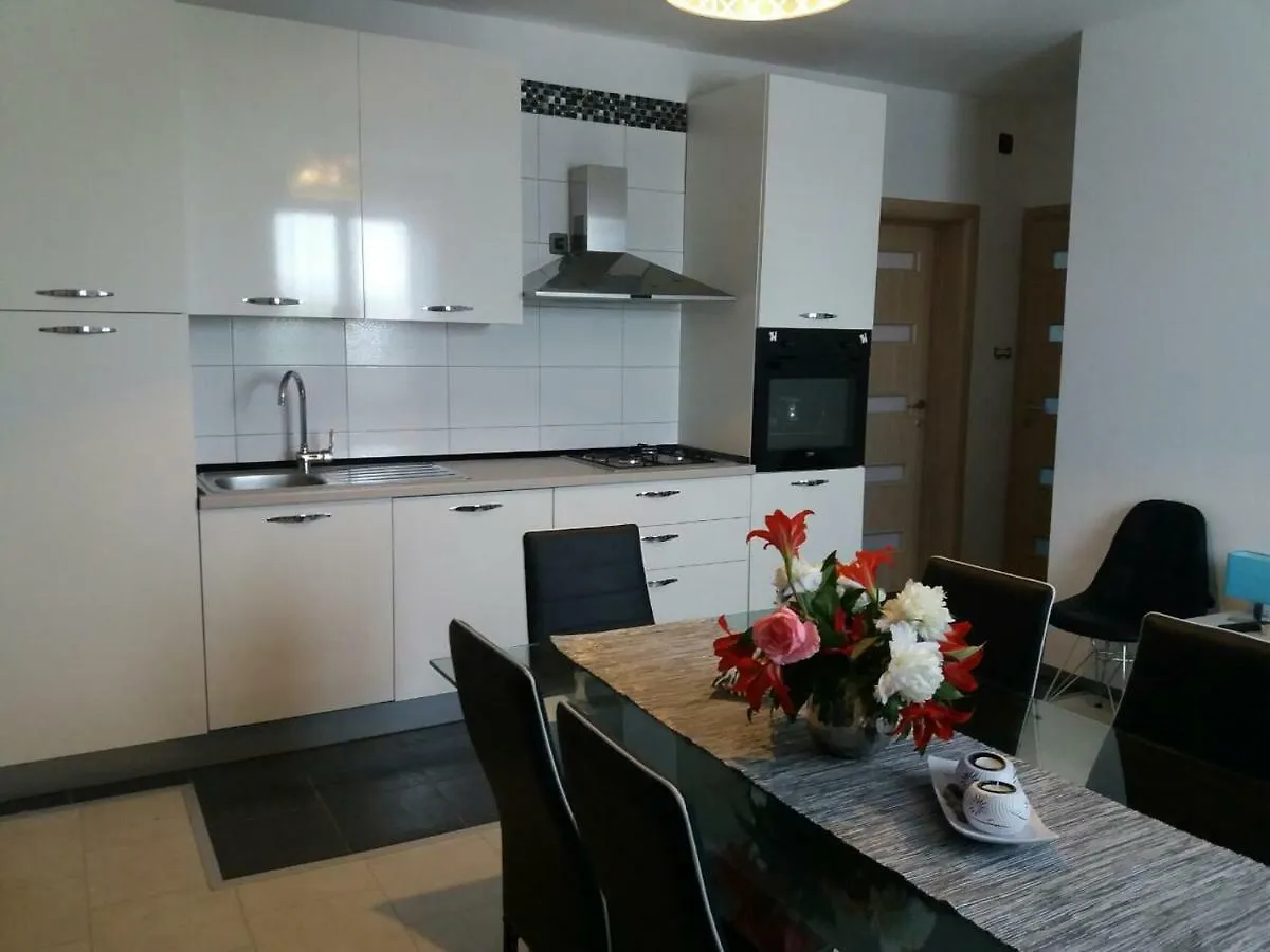 Apartmani Tajana Sukosan Croatia